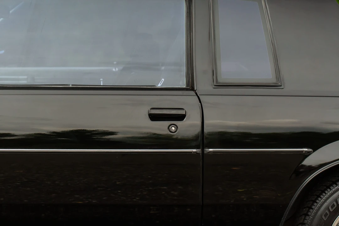 1987 Buick Grand National - Image 25 of 31