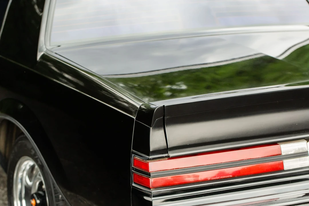 1987 Buick Grand National - Image 29 of 31