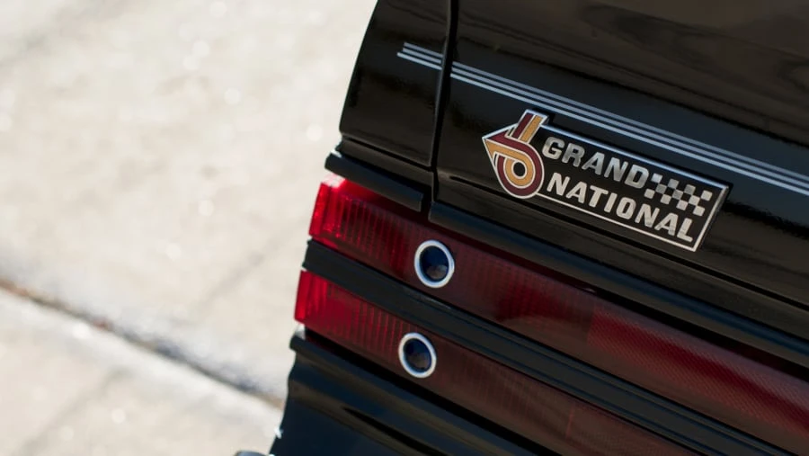1987 Buick Grand National - Image 11 of 12