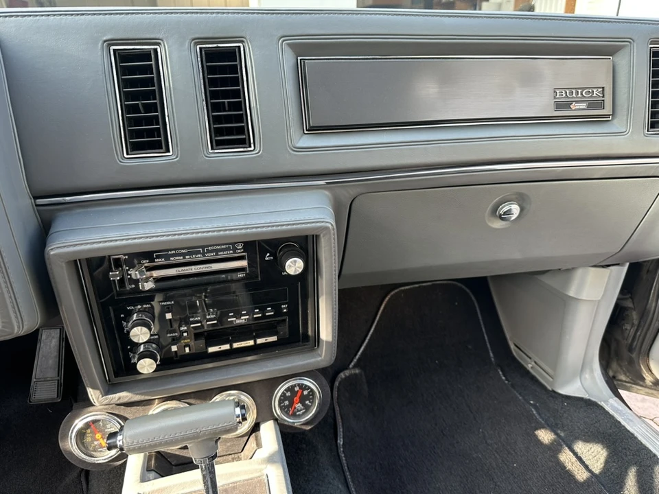 1987 Buick Grand National - Image 28 of 31