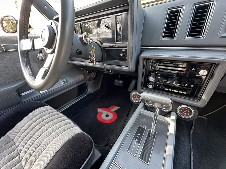 1987 Buick Grand National - Image 26 of 31