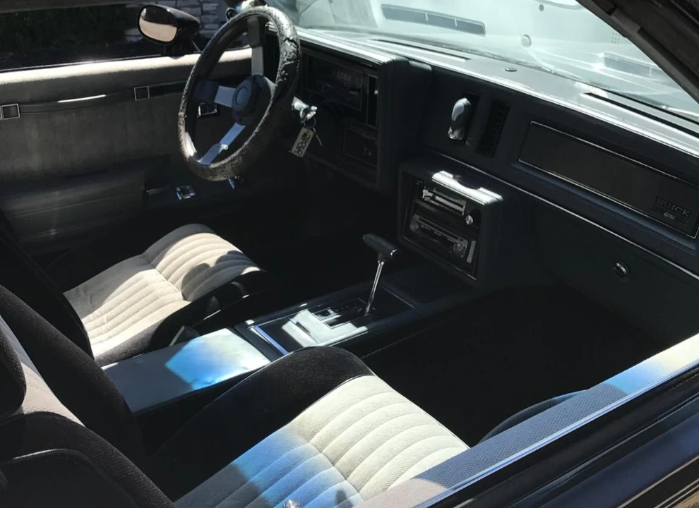 1987 Buick Grand National - Image 26 of 31