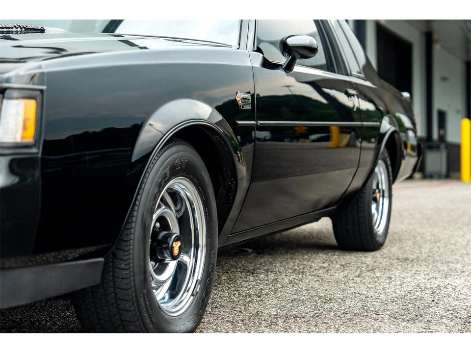 1987 Buick Grand National - Image 23 of 31