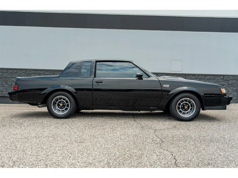 1987 Buick Grand National - Image 4 of 31