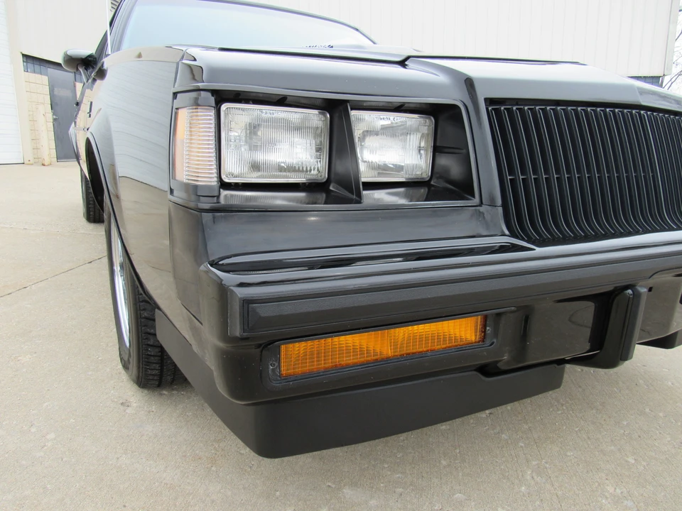 1987 Buick Grand National - Image 28 of 31