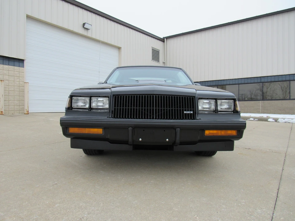 1987 Buick Grand National - Image 4 of 31