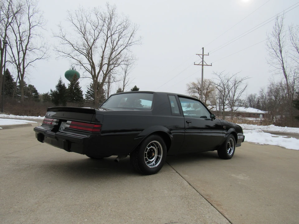 1987 Buick Grand National - Image 9 of 31