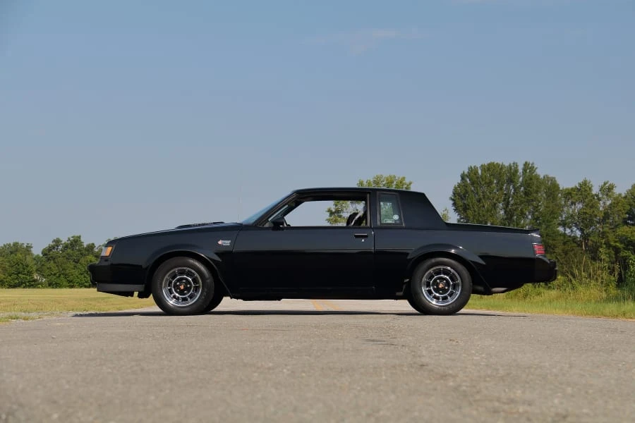 1987 Buick Grand National - Image 2 of 31
