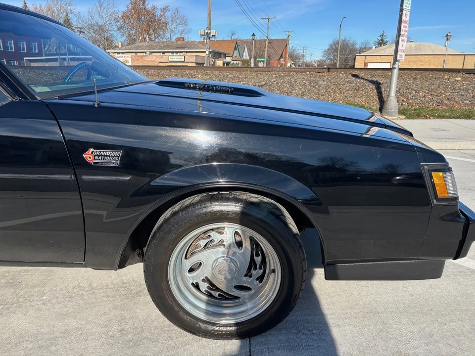 1987 Buick Grand National - Image 17 of 21