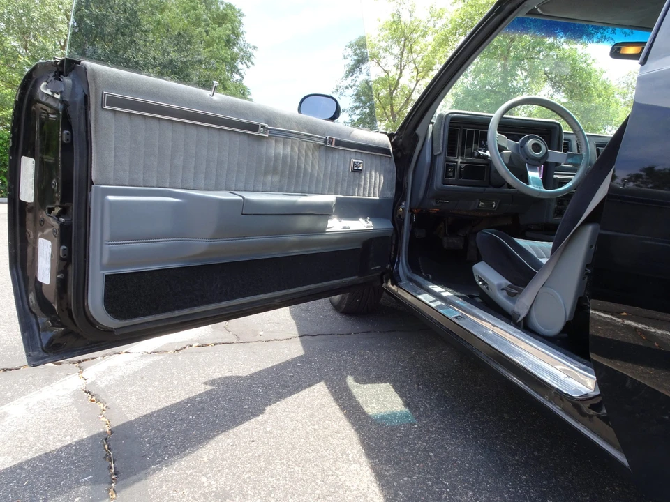 1987 Buick Grand National - Image 30 of 31