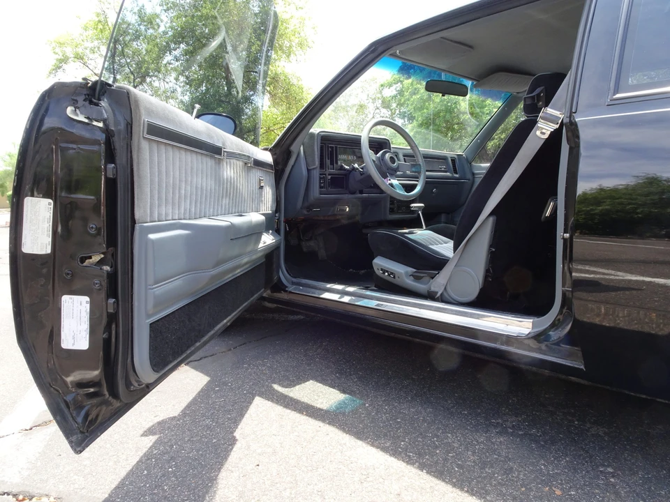 1987 Buick Grand National - Image 29 of 31