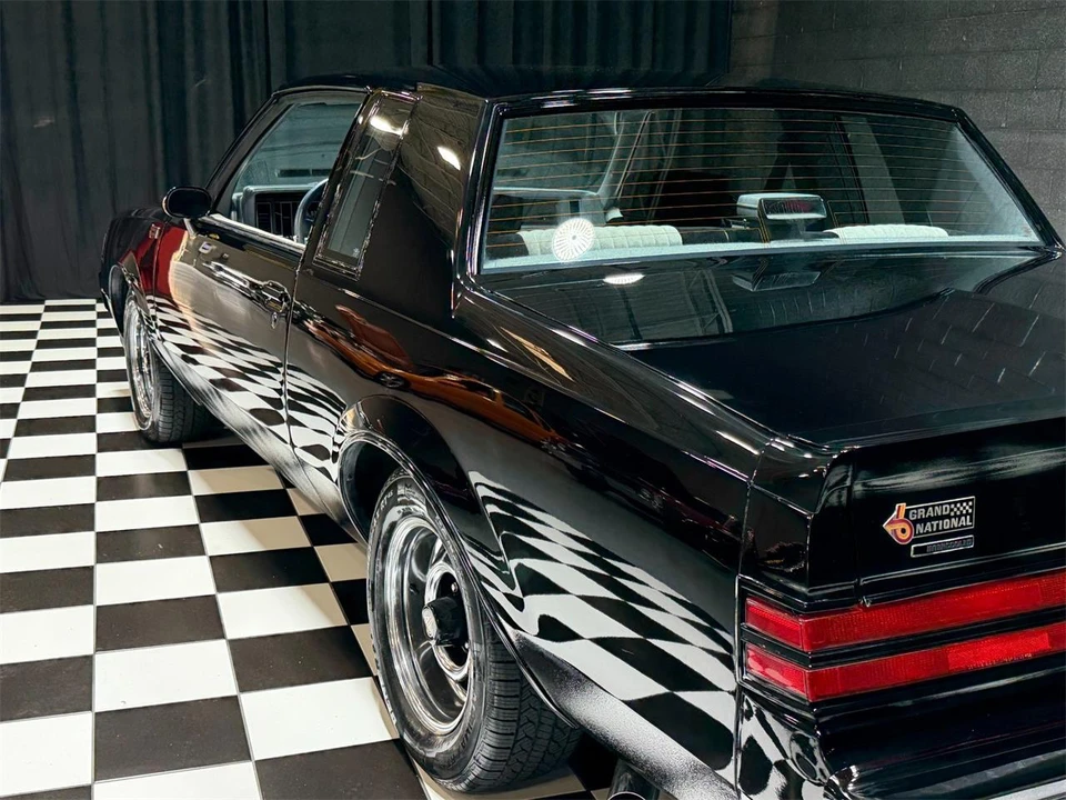 1987 Buick Grand National - Image 30 of 31