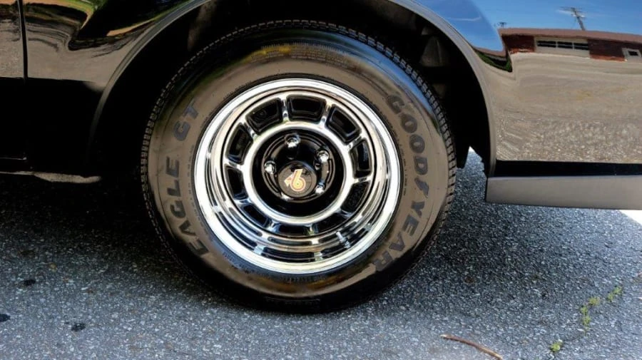 1987 Buick Grand National - Image 9 of 12