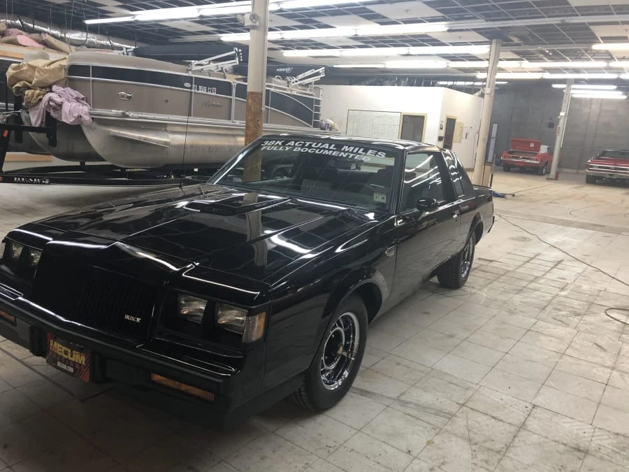 1987 Buick Grand National - Image 10 of 12