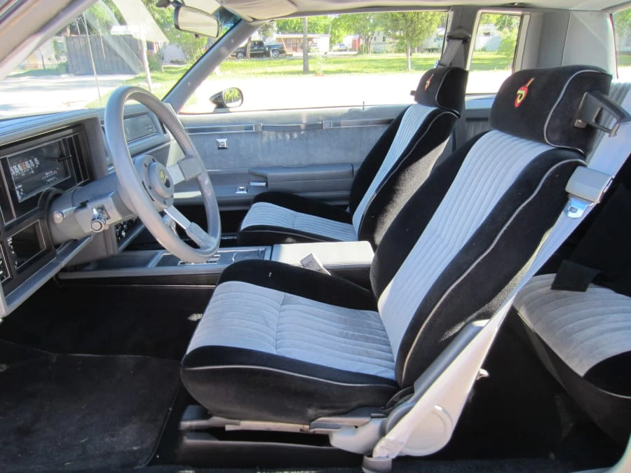 1987 Buick Grand National - Image 3 of 10
