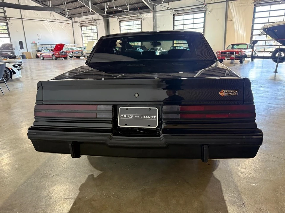 1987 Buick Grand National - Image 18 of 21