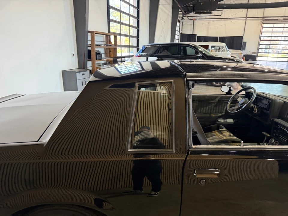 1987 Buick Grand National - Image 18 of 21