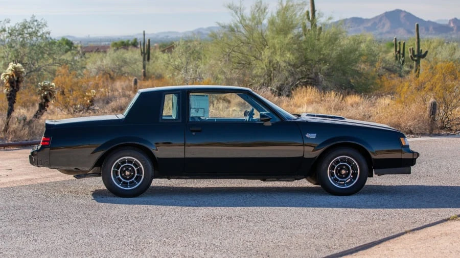 1987 Buick Grand National - Image 10 of 31