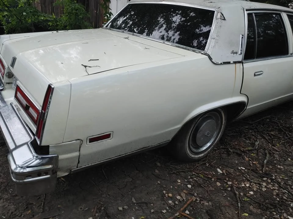 1987 Buick Park Avenue - Image 4 of 10