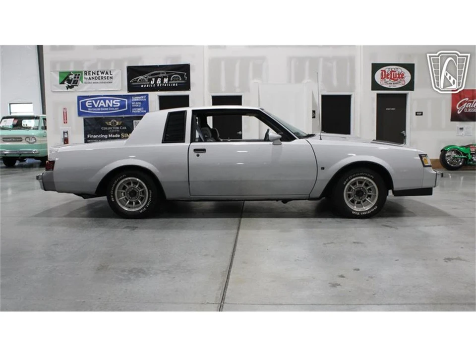 1987 Buick Regal - Image 21 of 31