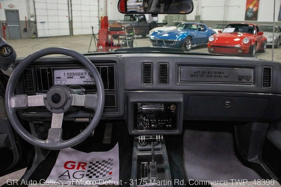 1987 Buick Regal - Image 18 of 21