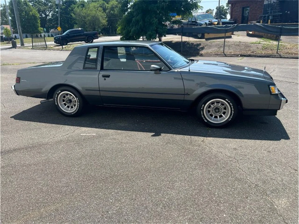 1987 Buick Regal - Image 13 of 31