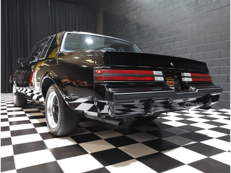 1987 Buick Regal - Image 23 of 31