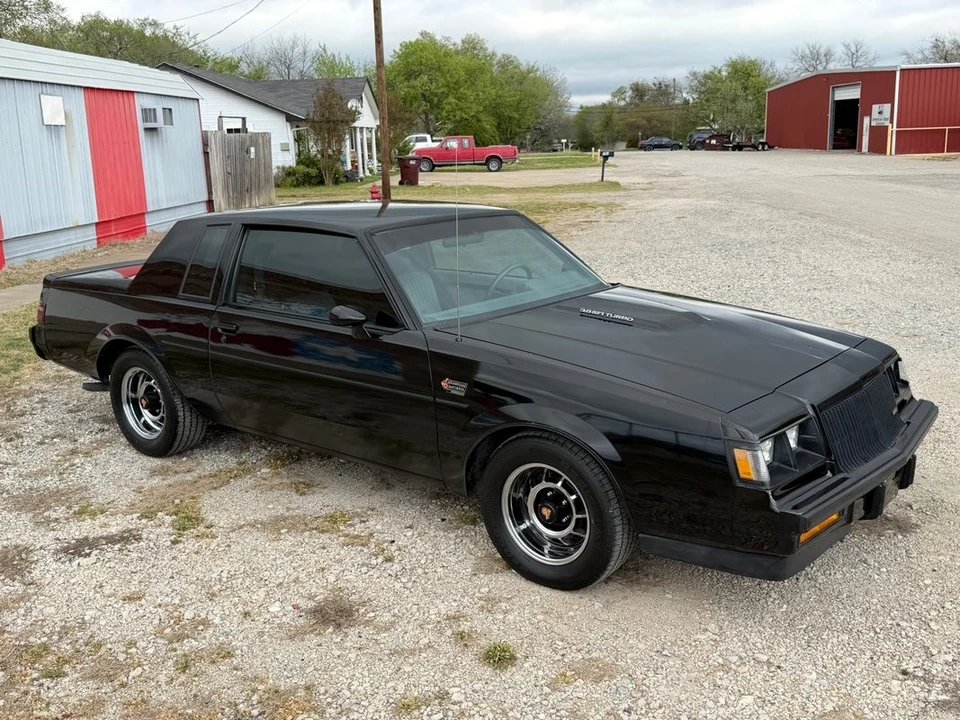 1987 Buick Regal - Image 2 of 31