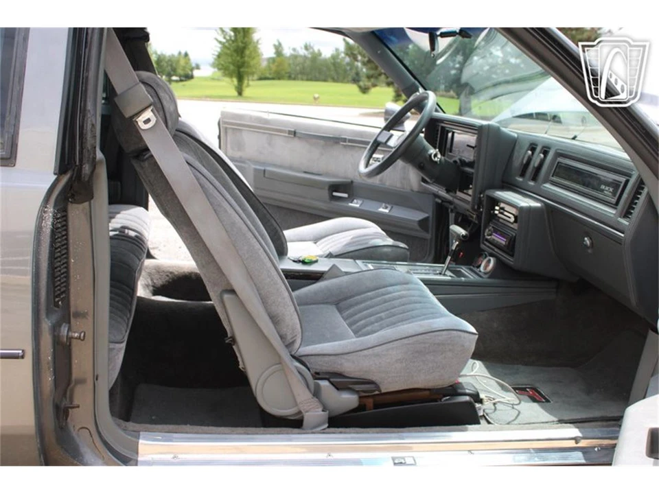 1987 Buick Regal - Image 15 of 31