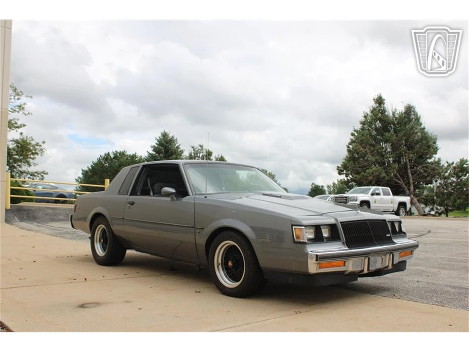 1987 Buick Regal - Image 27 of 31