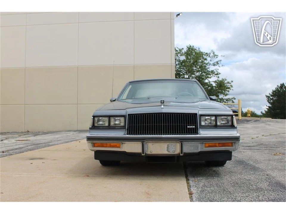 1987 Buick Regal - Image 23 of 31