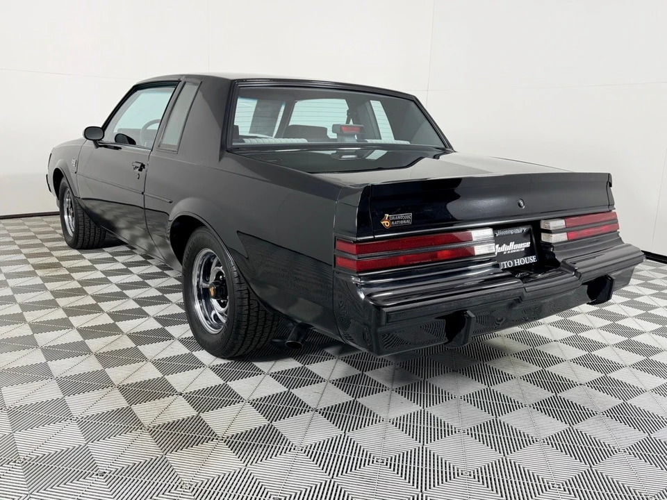 1987 Buick Grand National - Image 10 of 12