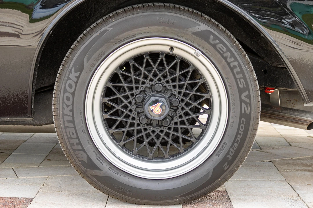 1987 Buick Grand National - Image 26 of 31