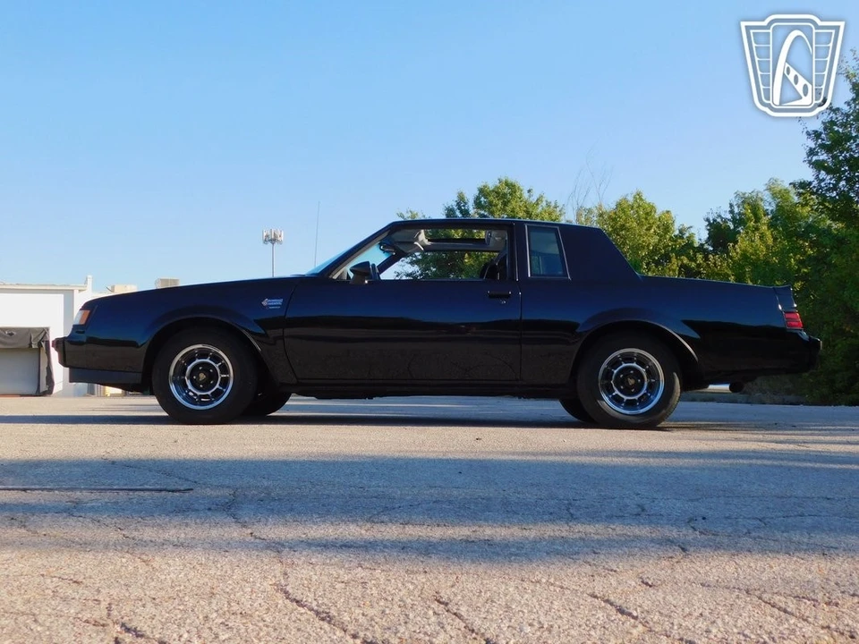 1987 Buick Grand National - Image 17 of 21