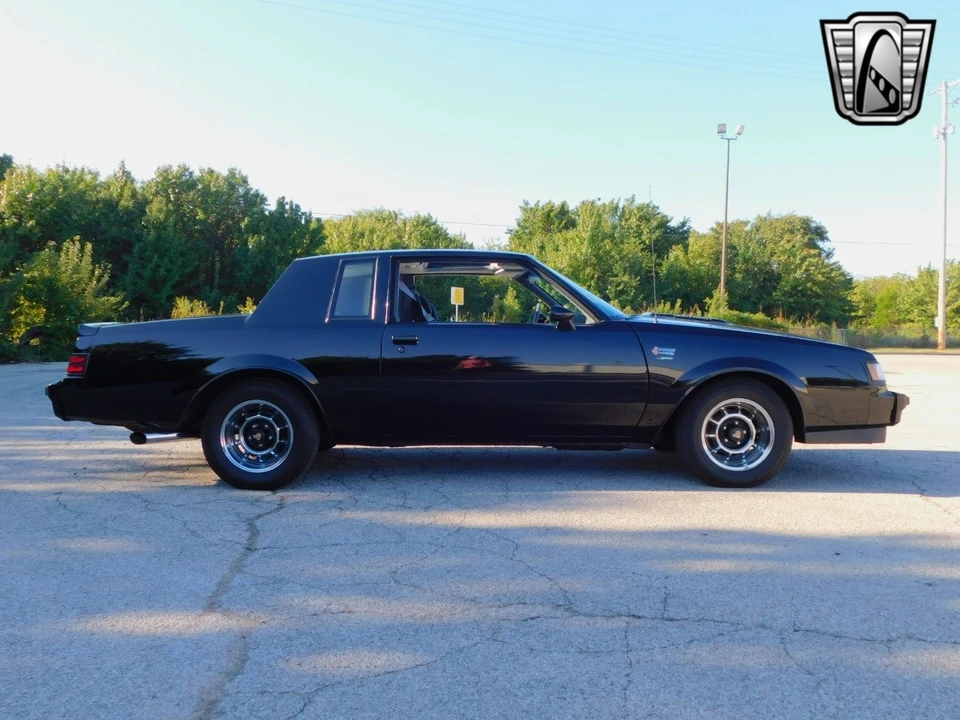 1987 Buick Grand National - Image 8 of 12
