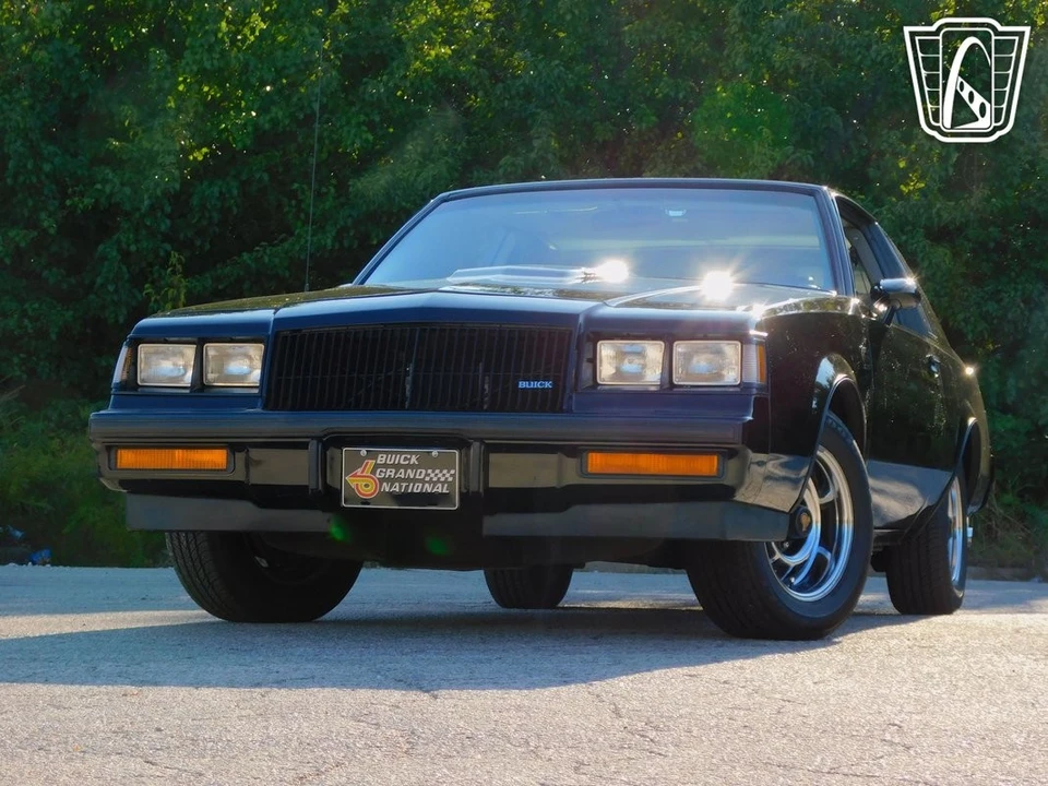 1987 Buick Grand National - Image 11 of 12
