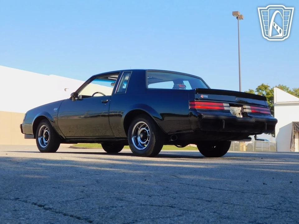 1987 Buick Grand National - Image 18 of 21