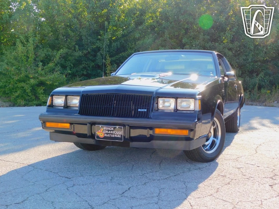 1987 Buick Grand National - Image 10 of 12