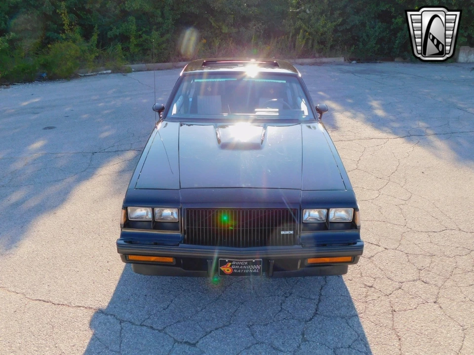 1987 Buick Grand National - Image 11 of 12