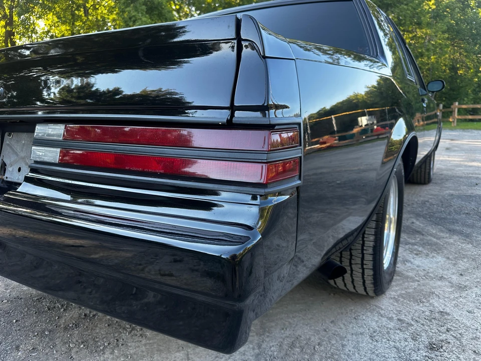 1987 Buick Grand National - Image 27 of 31