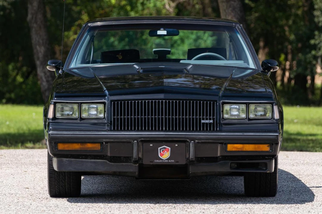 1987 Buick Grand National - Image 2 of 31