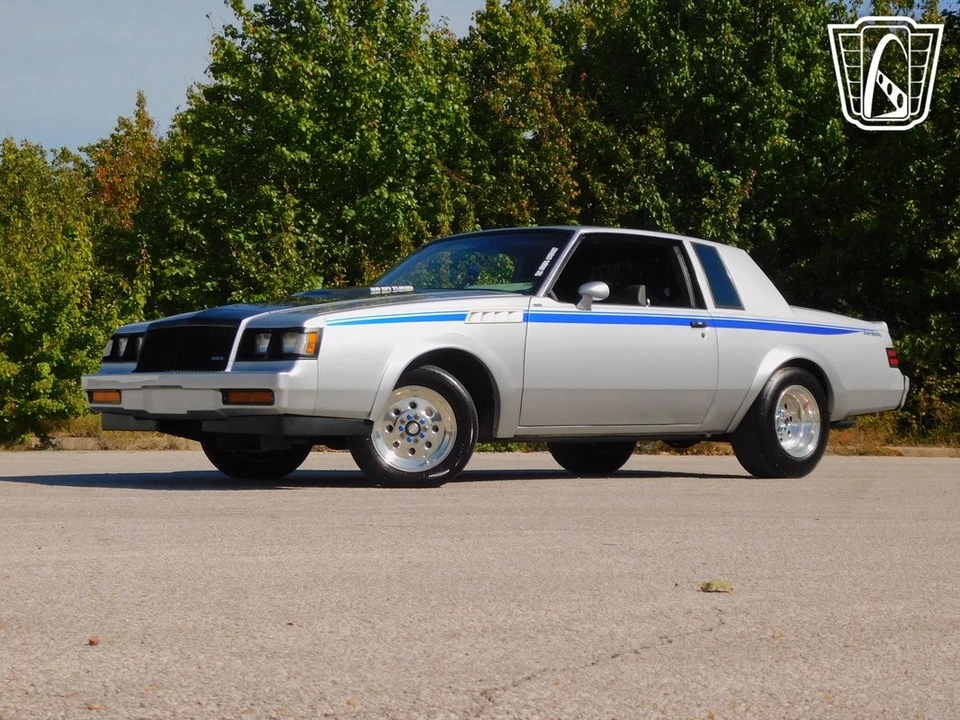 1987 Buick Grand National - Image 9 of 12