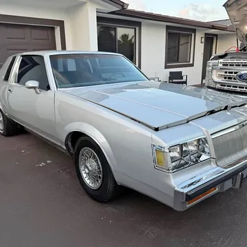 1987 Buick Regal Limited Coupe 2D