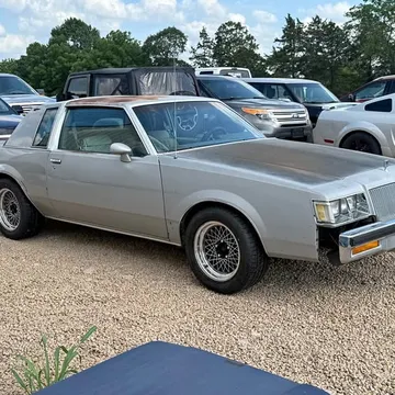 1987 Buick Regal Limited Coupe 2D