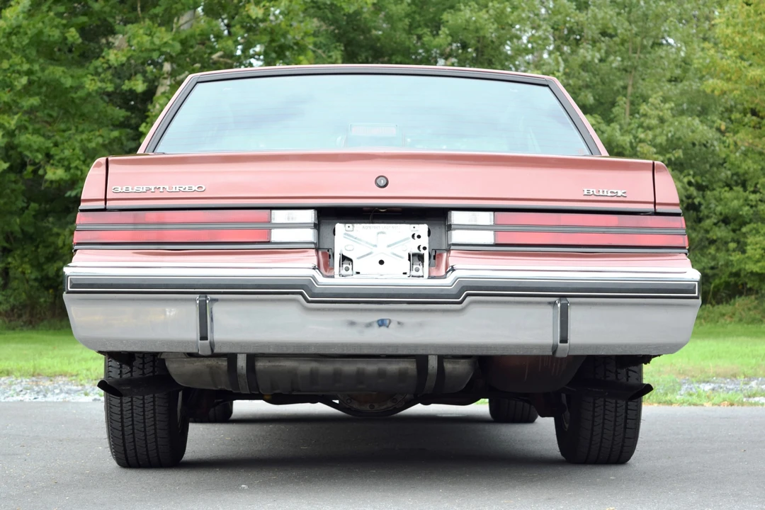 1987 Buick Regal - Image 17 of 31