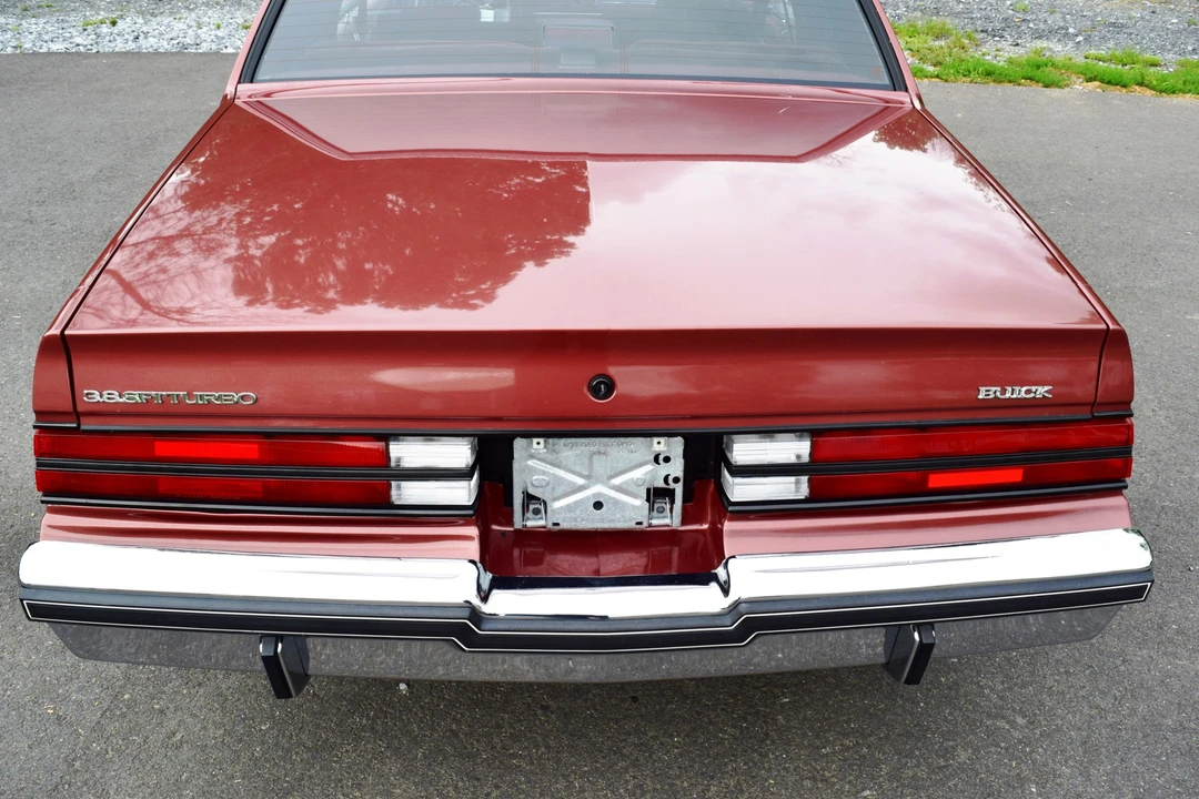 1987 Buick Regal - Image 22 of 31