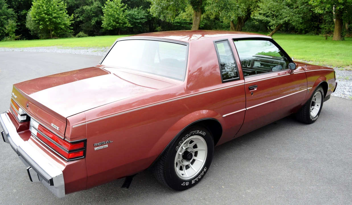 1987 Buick Regal - Image 23 of 31