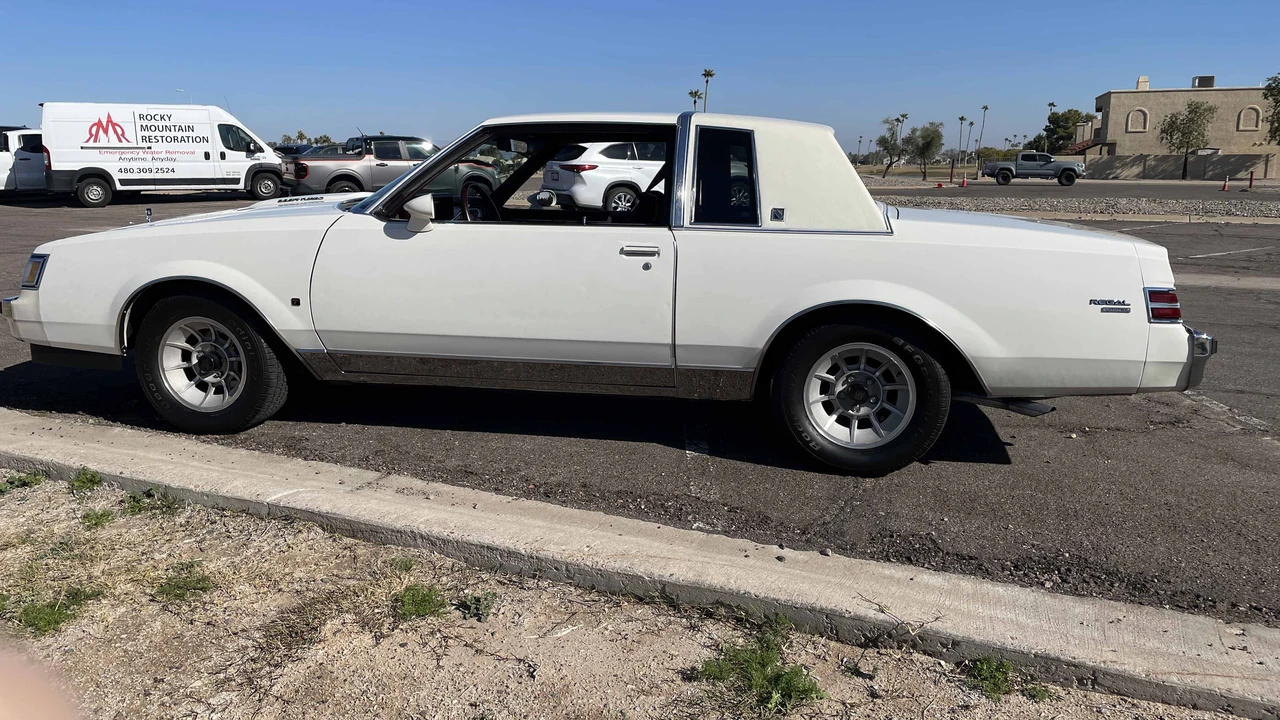 1987 Buick Regal - Image 13 of 31