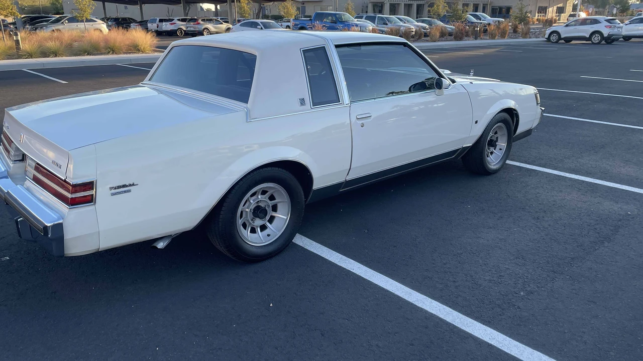 1987 Buick Regal - Image 14 of 31