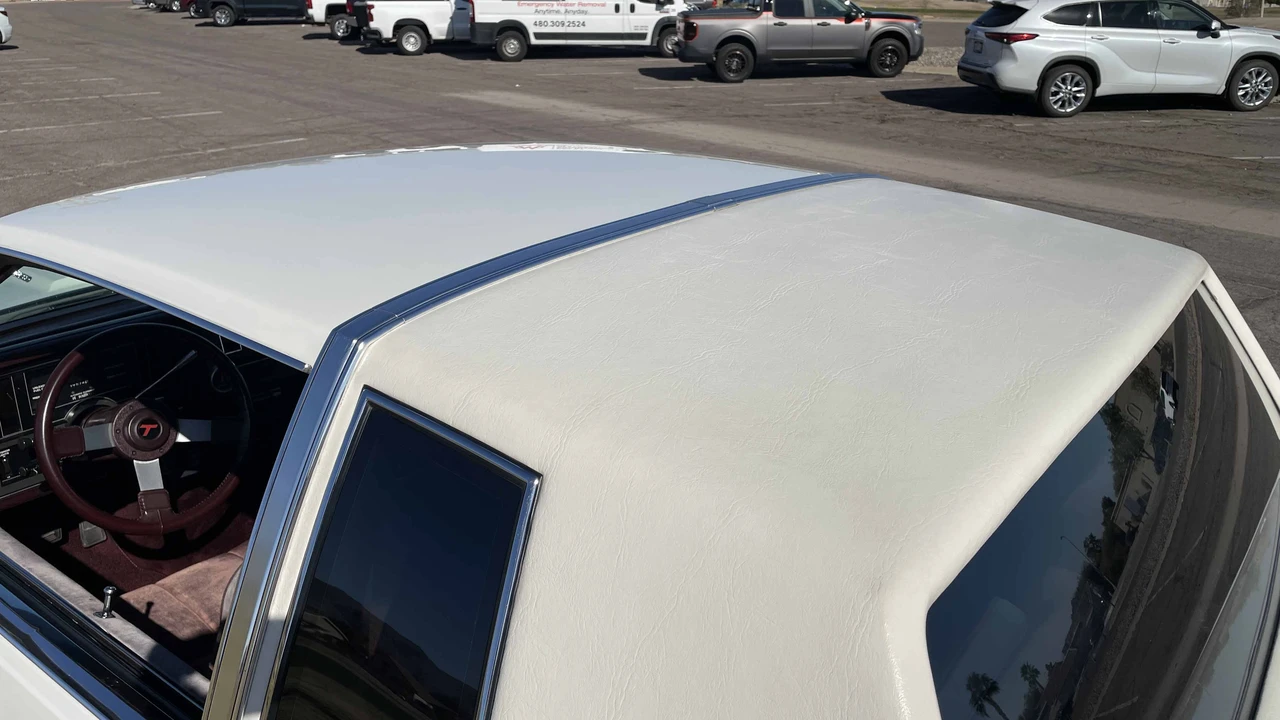 1987 Buick Regal - Image 25 of 31